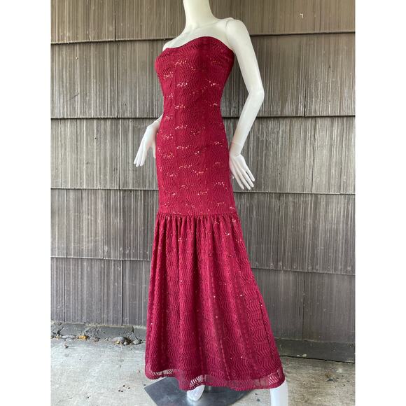 🔥Yellow Star Lace Sequins Strapless Mermaid Dress Burgundy Evening Party Dress - Picture 4 of 13